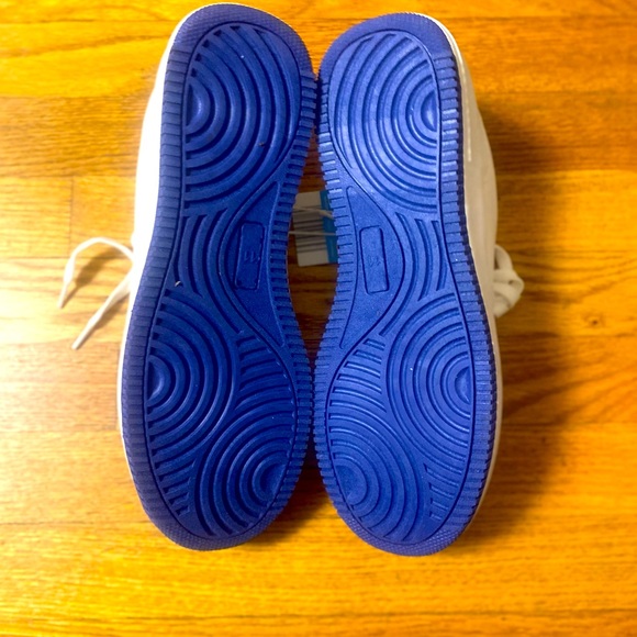 Aldi’s merch sneakers. - Picture 7 of 7